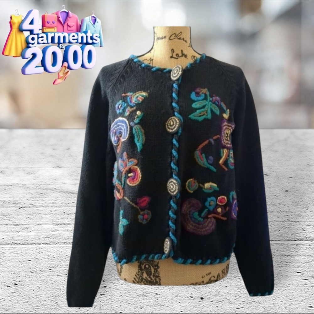 Sostanza contemporary apparel sweater size large